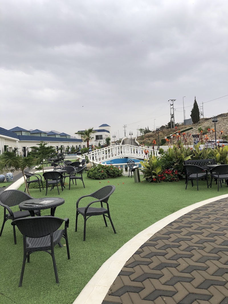 مطعم ومنتجع واجهة تنومة