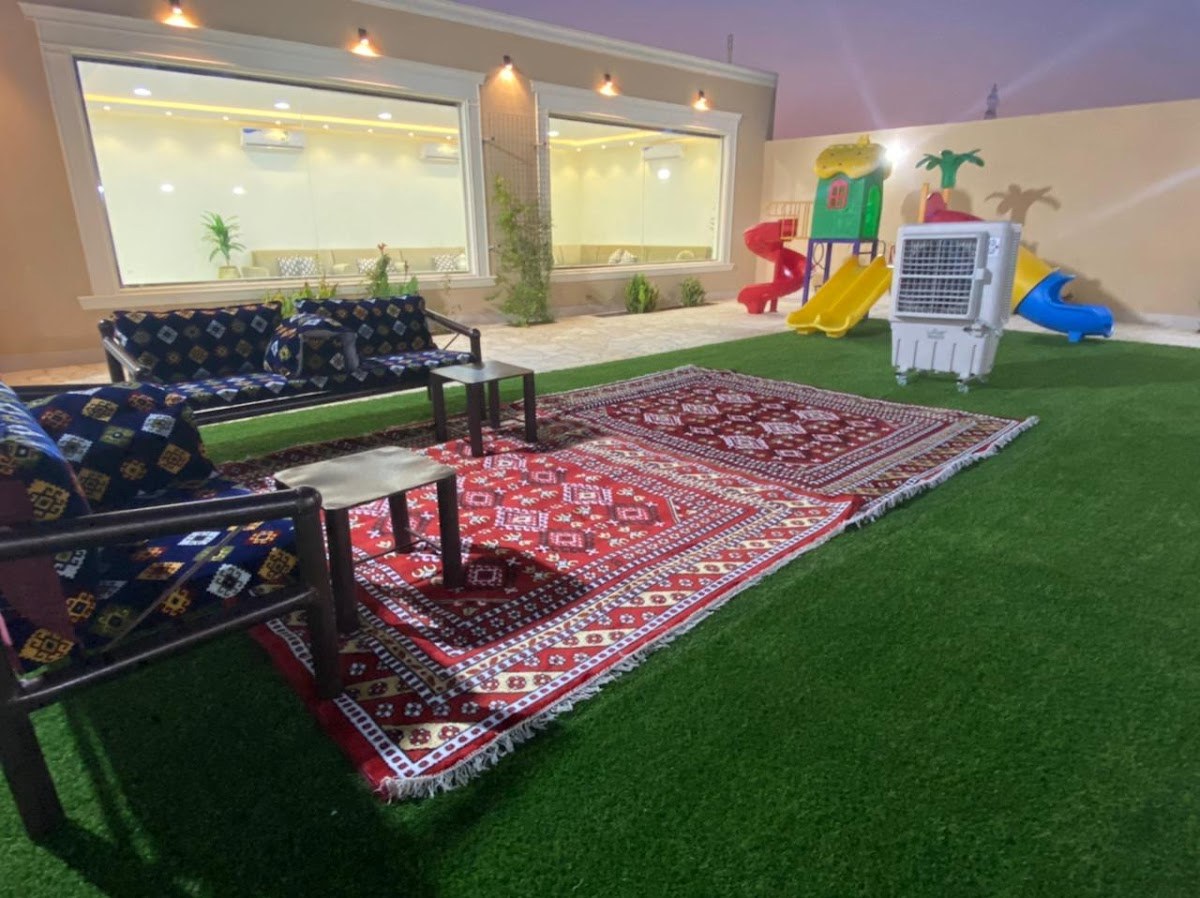 شاليه أبيات